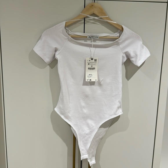 Zara white bodysuit with tags size M. - Picture 1 of 3